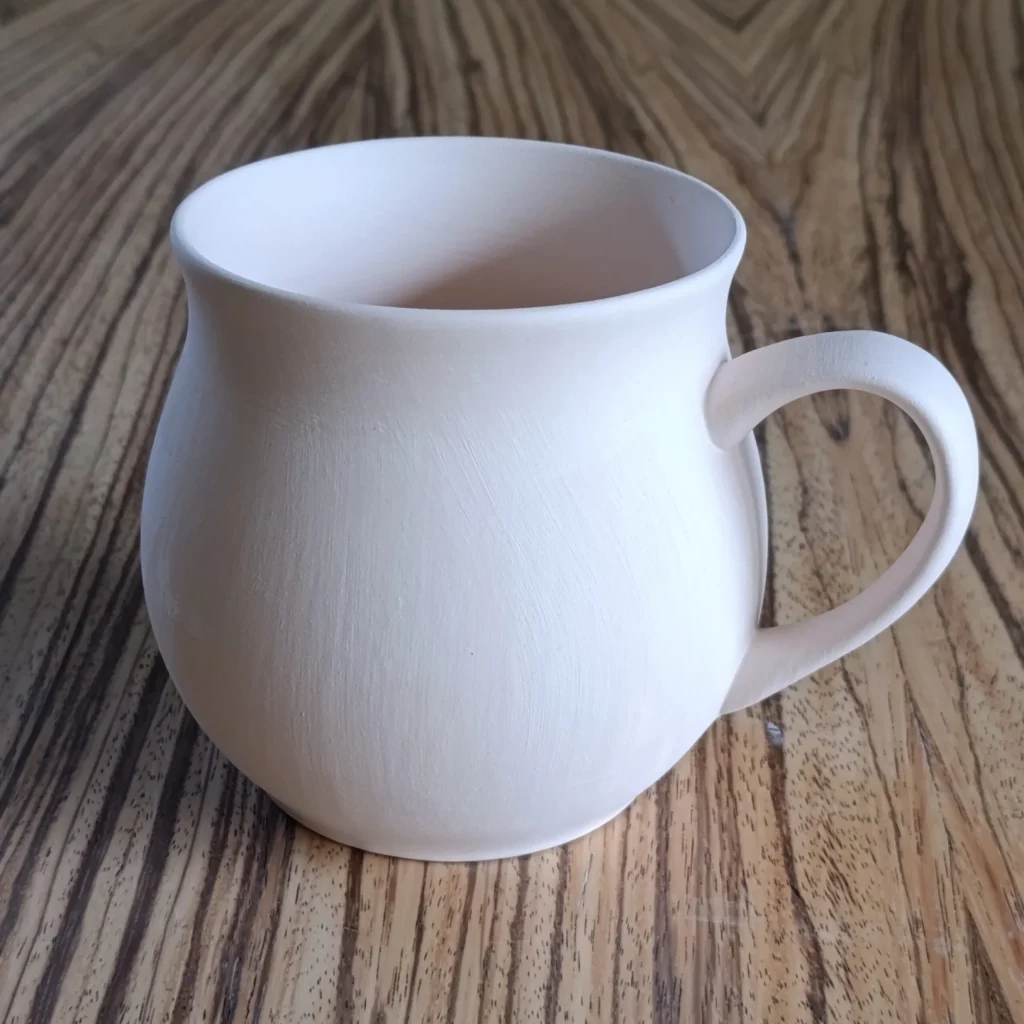 Ceramiczny kubek Bell